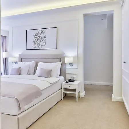 Eden Hotel 4*